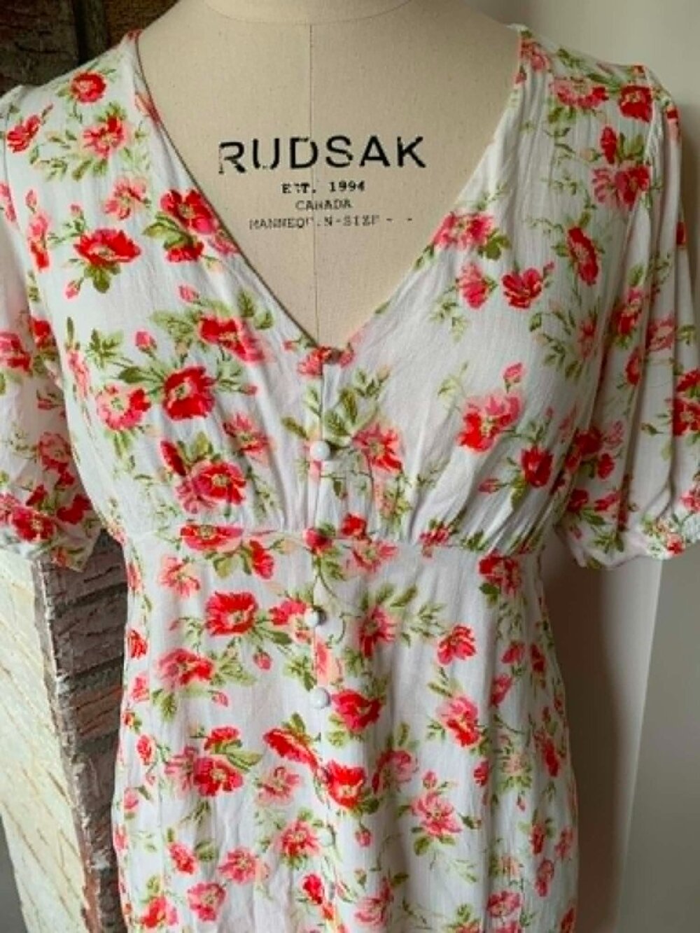 MinkPink Floral Midi Dress Womens Medium Cottagecore Romantic Tea Dress - Picture 5 of 7